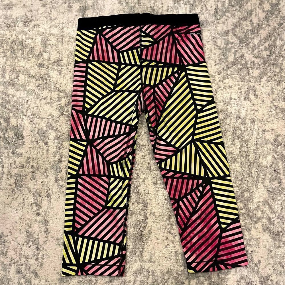 Nike Pro Crop Leggings - Picture 4 of 4